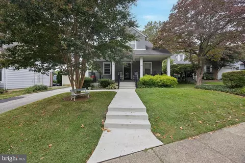 265 W Ridley Ave, Ridley Park, PA 19078