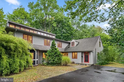 315 Rutgers Ave, Swarthmore, PA 19081