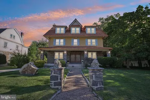 333 Riverview Ave, Drexel Hill, PA 19026