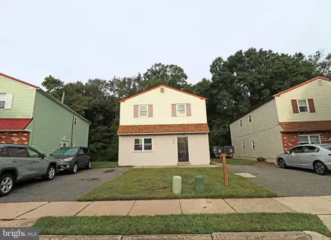 511 Corinthian Ave, Essington, PA 19029