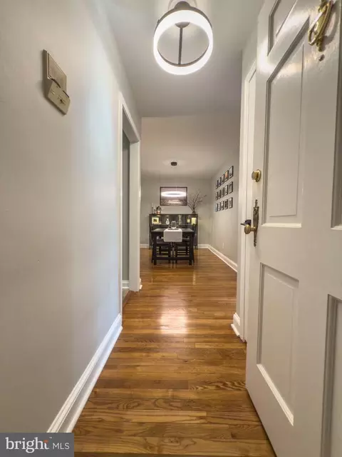 Entry Way - 500 E Lancaster Ave #128-D, Wayne, PA 19087 photo 1 of 2
