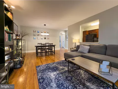 Living - 500 E Lancaster Ave #128-D, Wayne, PA 19087 photo 2 of 2