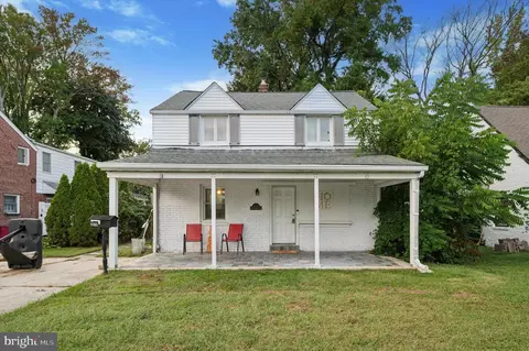Exterior - 2379 Mole Rd, Secane, PA 19018 photo 2 of 6