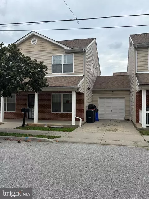 2002 W 3rd St, Chester, PA 19013