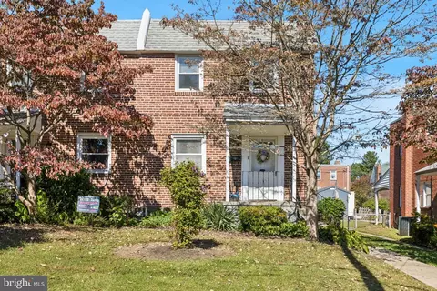 706 Georges Ln, Ardmore, PA 19003