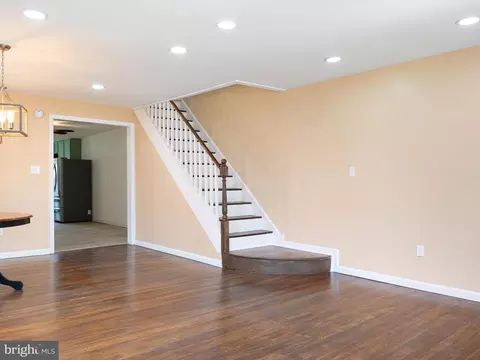 Living - 1120 Randall Ave, Boothwyn, PA 19061 photo 3 of 6