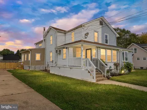 1120 Randall Ave, Boothwyn, PA 19061