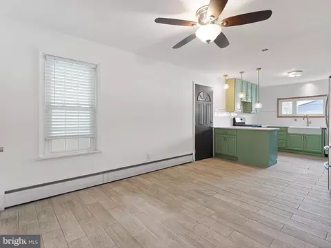 Living - 1120 Randall Ave, Boothwyn, PA 19061 photo 6 of 6