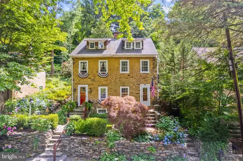 75 W Rose Valley Rd, Rose Valley, PA 19086