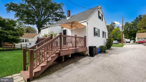 Exterior - 1012 Brook Ave, Secane, PA 19018 photo 8 of 8