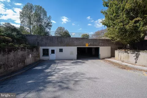Exterior - 500 E Lancaster Ave #135-C, Wayne, PA 19087 photo 2 of 5