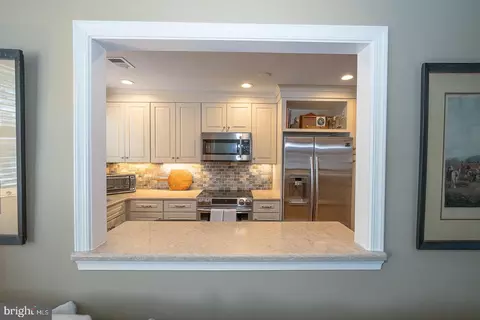 Kitchen - 500 E Lancaster Ave #135-C, Wayne, PA 19087 photo 3 of 4