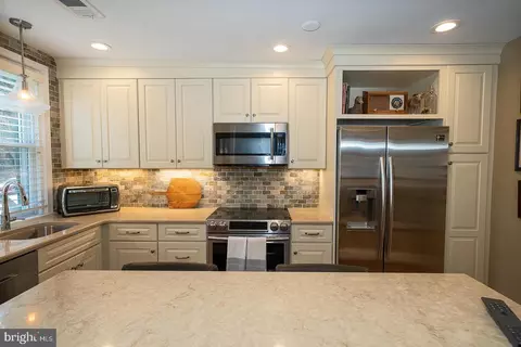 Kitchen - 500 E Lancaster Ave #135-C, Wayne, PA 19087 photo 4 of 4