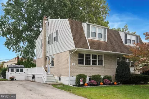 1621 Blackrock Rd, Swarthmore, PA 19081