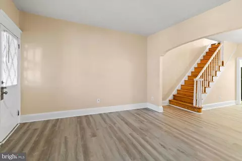 Living - 1127 E 11th St, Eddystone, PA 19022 photo 2 of 4