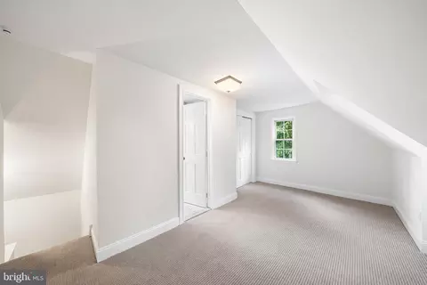 Entry Way - 2 Forest Rd, Wayne, PA 19087 photo 9 of 10