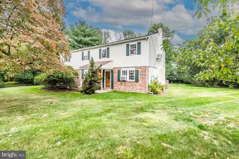 3074 Booth Dr, Garnet Valley, PA 19060