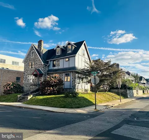 27 Glendale Rd, Darby, PA 19082