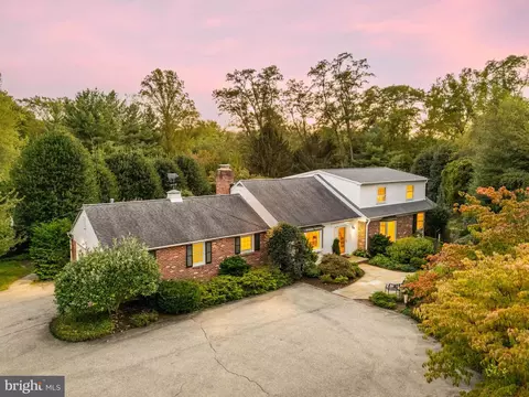 Exterior - 590 Cricket Ln, Wayne, PA 19087 photo 4 of 24