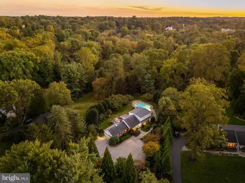 View/Area - 590 Cricket Ln, Wayne, PA 19087 photo 1 of 1
