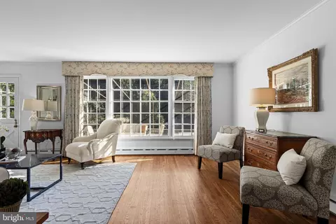 Living - 590 Cricket Ln, Wayne, PA 19087 photo 1 of 5