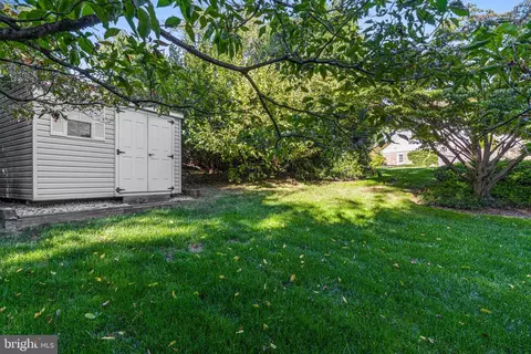 Exterior - 590 Cricket Ln, Wayne, PA 19087 photo 15 of 24