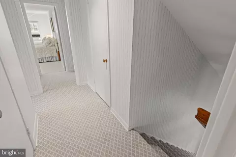 Entry Way - 590 Cricket Ln, Wayne, PA 19087 photo 6 of 6