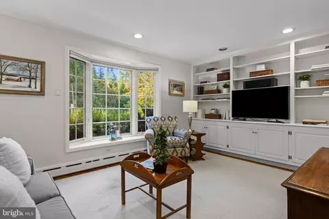 Living - 590 Cricket Ln, Wayne, PA 19087 photo 5 of 5