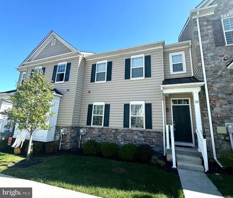32 Skylar Cir, Media, PA 19063