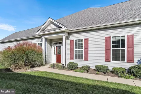 1618 Boxwood Rd, Garnet Valley, PA 19060