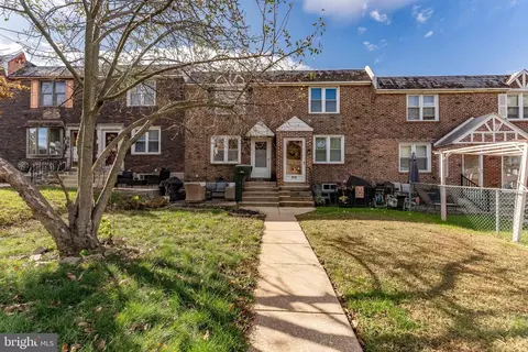 872 Fairfax Rd, Drexel Hill, PA 19026