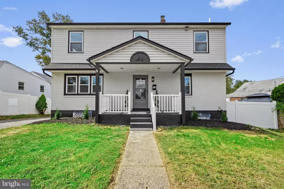 Exterior - 14 W Ann Rd, Broomall, PA 19008 photo 1 of 4