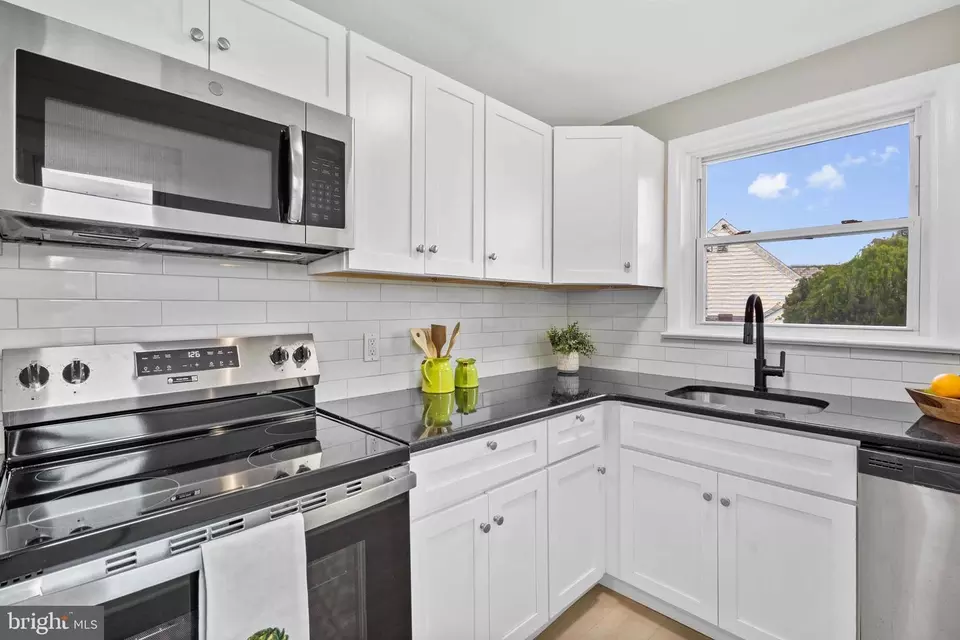 Kitchen - 14 W Ann Rd, Broomall, PA 19008 photo 2 of 2