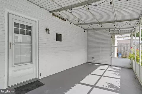 Exterior - 30 Wayne Ave, Springfield, PA 19064 photo 3 of 6