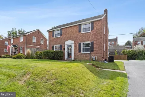 Exterior - 30 Wayne Ave, Springfield, PA 19064 photo 2 of 6