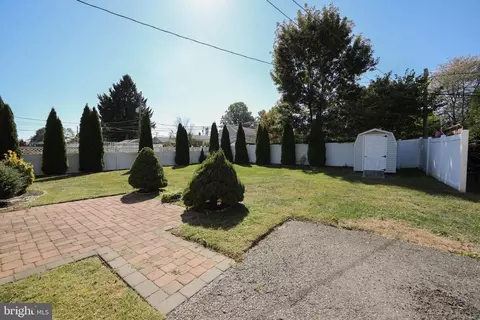 Exterior - 838 Springhaven Rd, Springfield, PA 19064 photo 6 of 7