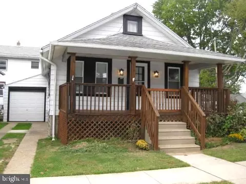 500 W Laughead Ave, Linwood, PA 19061