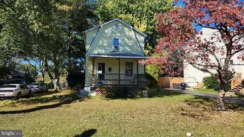 1042 Randall Ave, Boothwyn, PA 19061