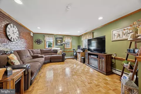 730 Dutton Cir, Springfield, PA 19064 photo 16