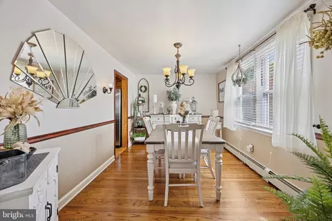 730 Dutton Cir, Springfield, PA 19064 photo 8