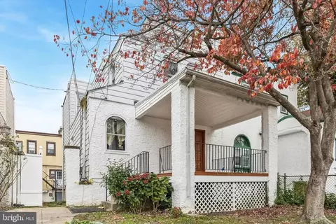 253 Shirley Rd, Darby, PA 19082