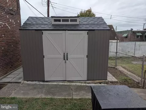 1412 Simpson St, Marcus Hook, PA 19061 photo 33