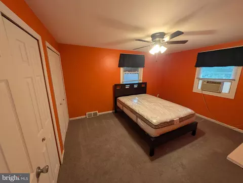 1412 Simpson St, Marcus Hook, PA 19061 photo 10