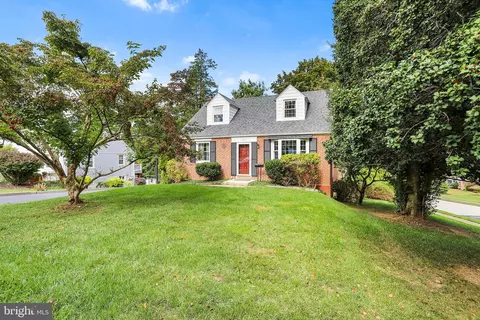 145 Wood Rd, Springfield, PA 19064