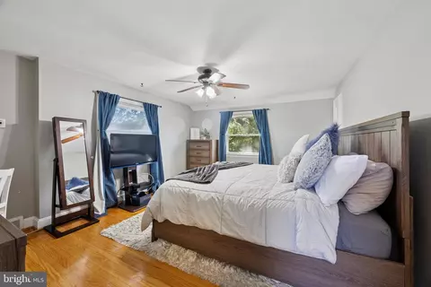 Bedroom - 487 E Springfield Rd, Springfield, PA 19064 photo 1 of 7