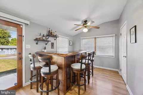 Entry Way - 487 E Springfield Rd, Springfield, PA 19064 photo 2 of 3