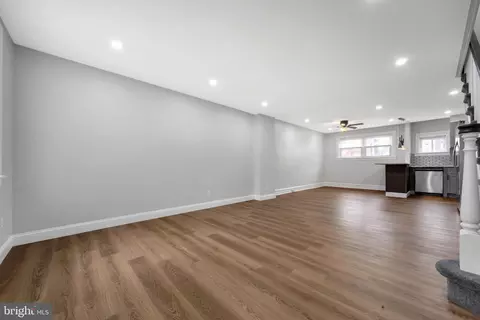 7155 Radbourne Rd, Upper Darby, PA 19082 photo 5