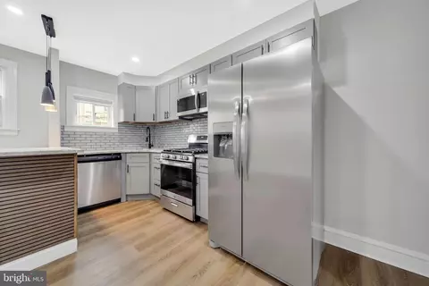 7155 Radbourne Rd, Upper Darby, PA 19082 photo 13