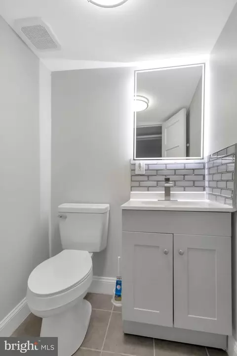 7155 Radbourne Rd, Upper Darby, PA 19082 photo 33