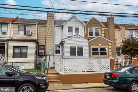 7155 Radbourne Rd, Upper Darby, PA 19082